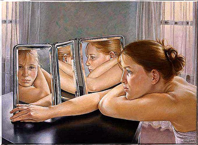 woman-in-a-mirror